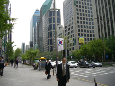 写真：ソウルの中心街　江南のテヘラン路